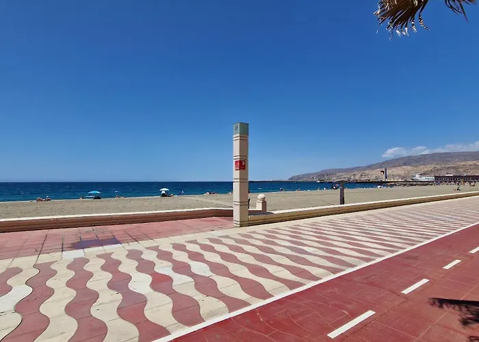 Sal Y Mar Apartment - Playa De Almeria - Centro De Almeria